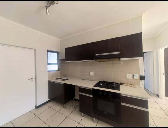 2 bed property to rent in GLENEAGLES